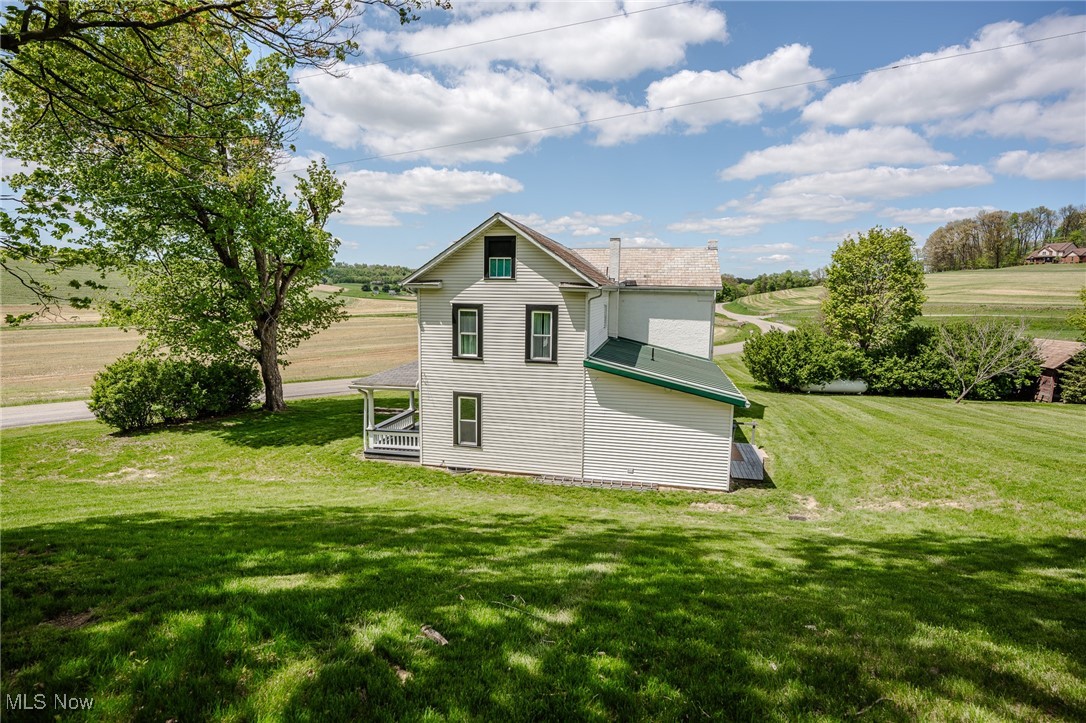 3153 SW Boltz Orchard Road, Sugarcreek, Ohio image 4