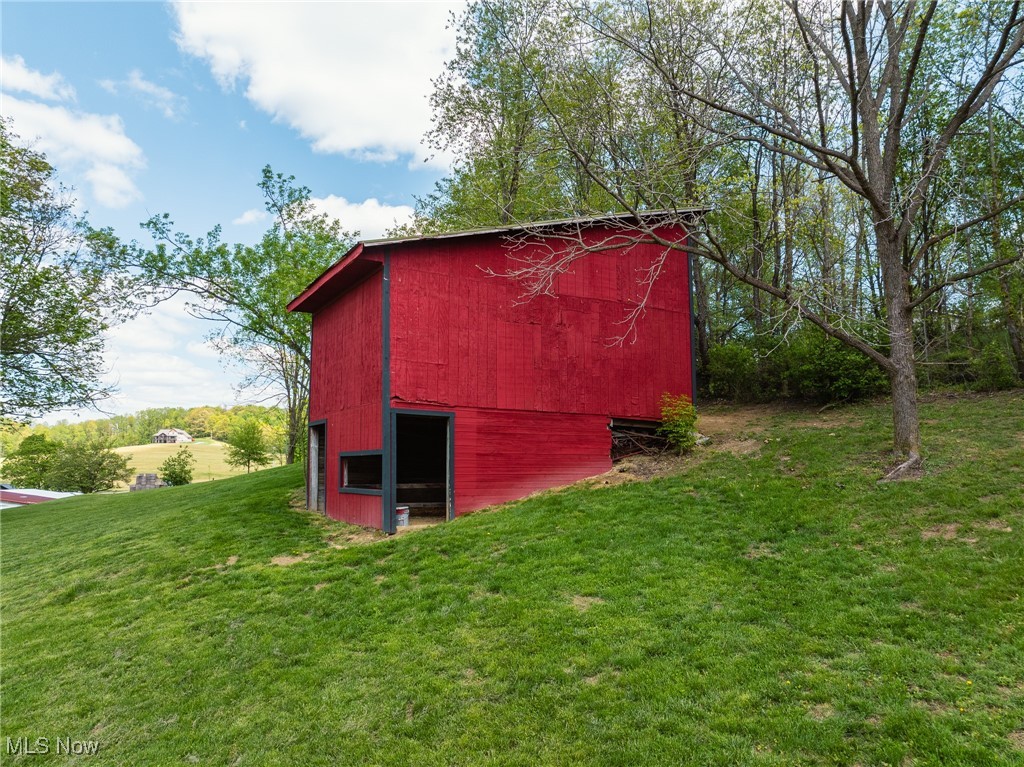3153 SW Boltz Orchard Road, Sugarcreek, Ohio image 41