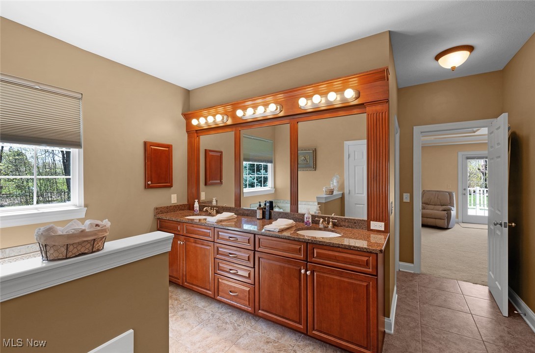 6468 Torington Drive, Medina, Ohio image 10