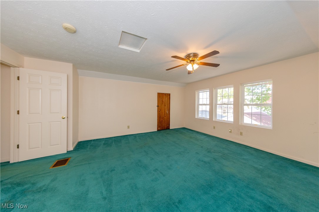 Nicholson Realty Cos Waterbur - Residential