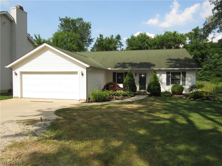 Spacious 3 bedroom 2.5 bath Ranch hidden on a secluded lot on private cul-de-sac just steps from Metro-Parks. This low maitenance 1st floor living features to master bedrooms with full baths and large walk-in closets. Great open concept with vaulted ceilings and fireplace. Slider off kitchen opens to patio, oversized 2 car garage and a large storage shed.