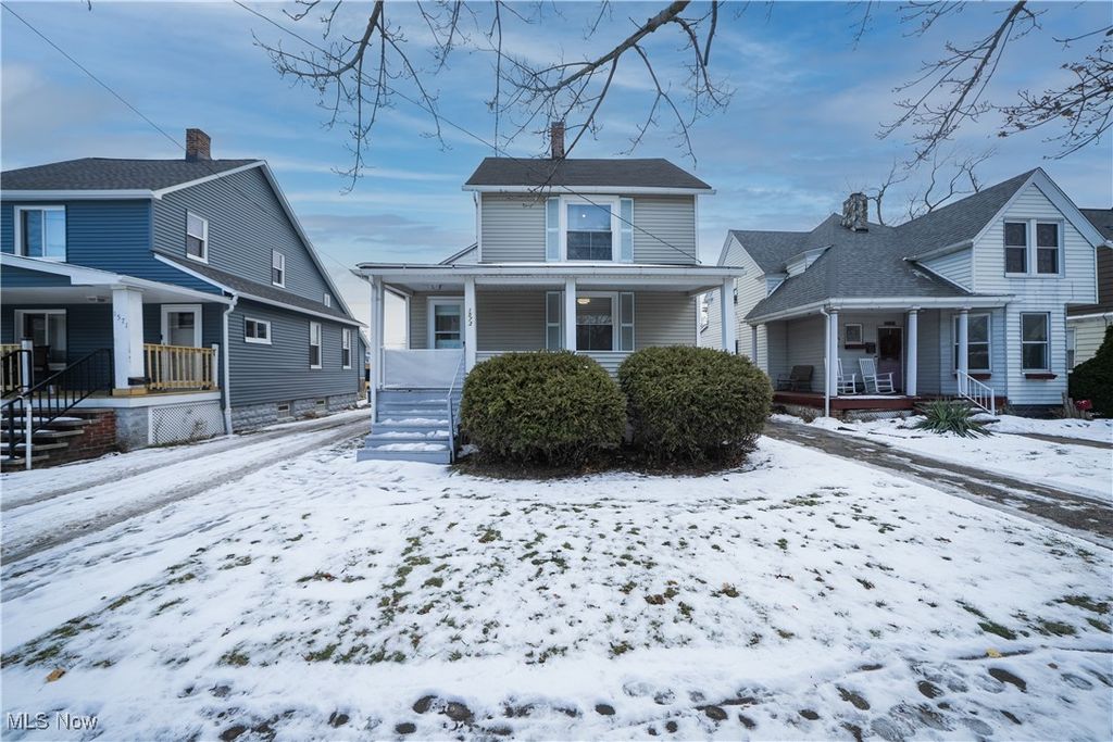 Photo of 1573 Coutant Avenue, Lakewood, OH 44107 (MLS # 5177782)