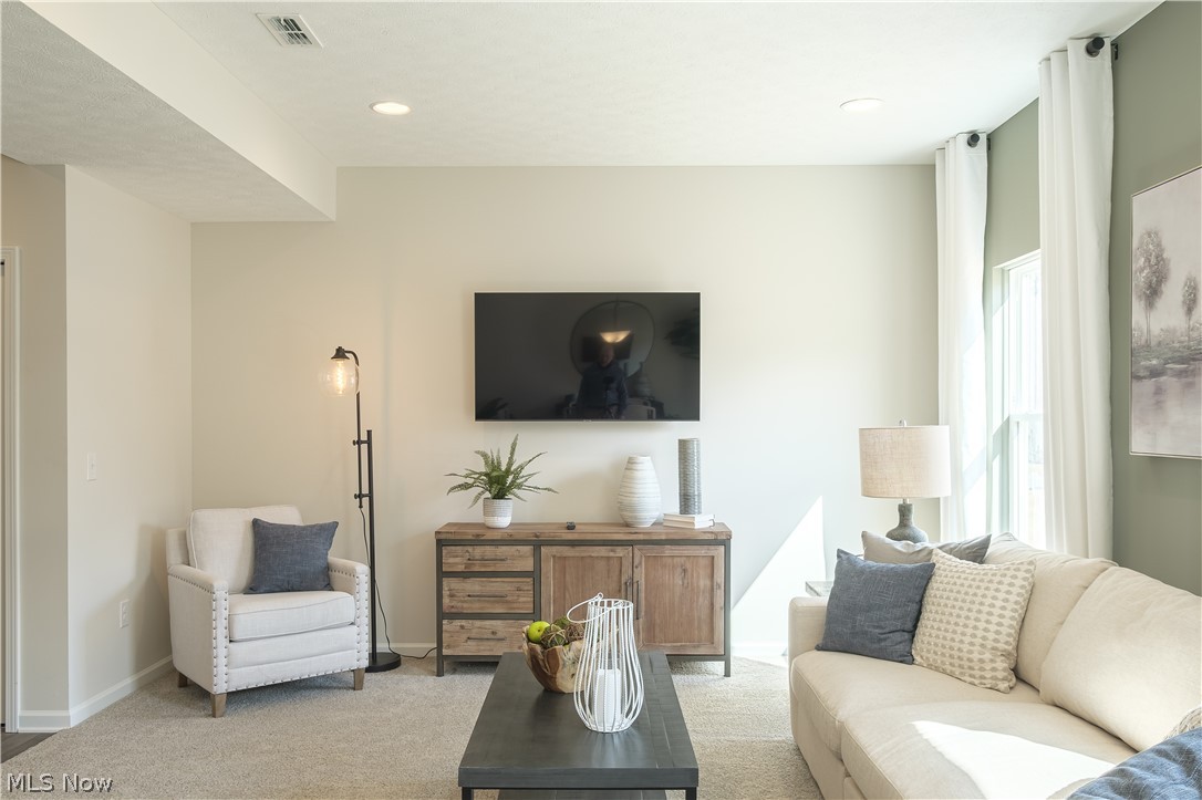 Summit at Forest Lakes - Residential