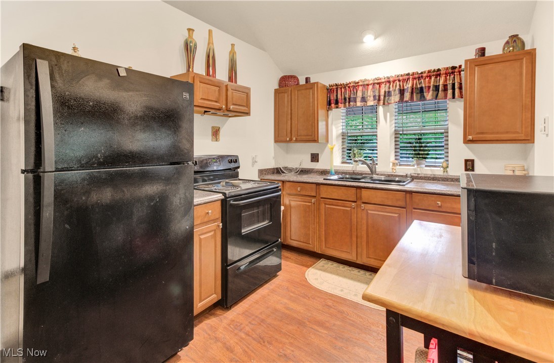 3562 Rockwood Drive, Carrollton, Ohio image 7