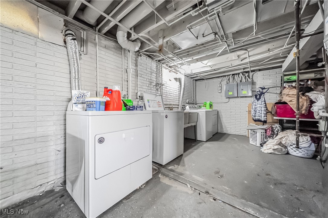 Mathews Gilberts 07 - Residential Income