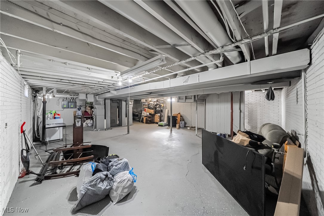 Mathews Gilberts 07 - Residential Income