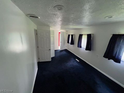 Tiny photo for 17911 Davis Road, Lake Milton, OH 44429 (MLS # 5187677)