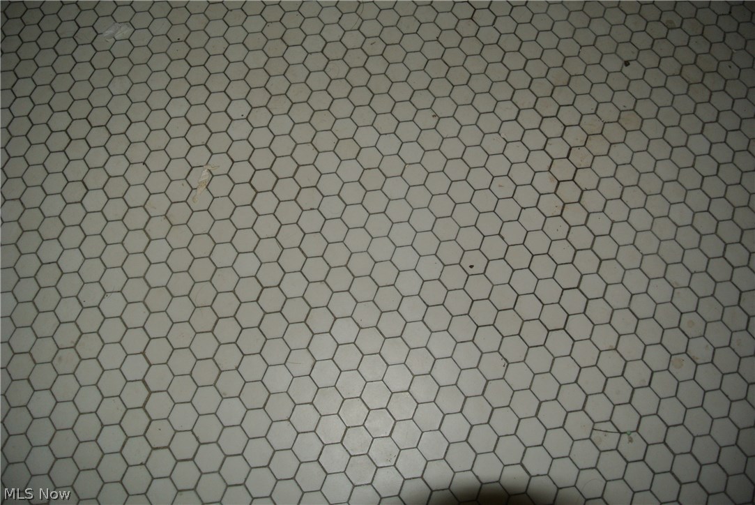 Trail Road - Residential