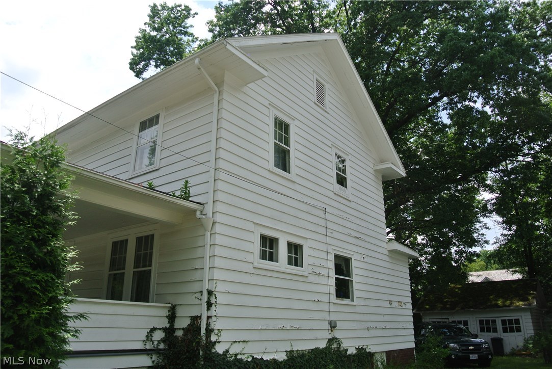 Trail Road - Residential