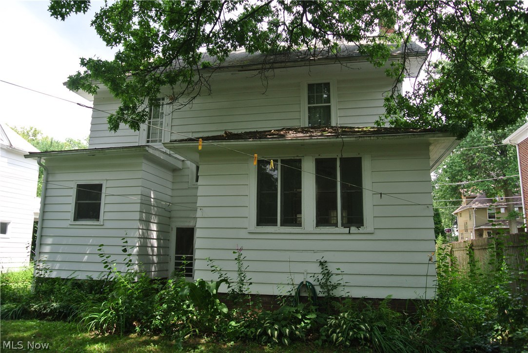 Trail Road - Residential