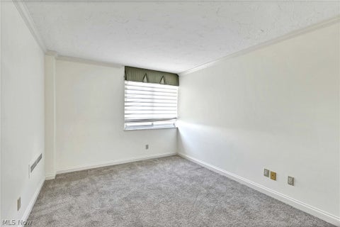 Tiny photo for 12900 Lake Avenue #1624, Lakewood, OH 44107 (MLS # 5241262)