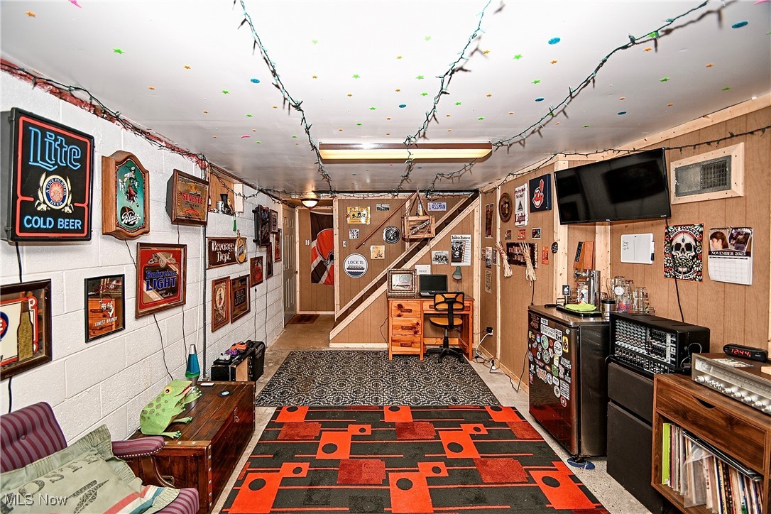 Wooster Ave Allotment - Residential