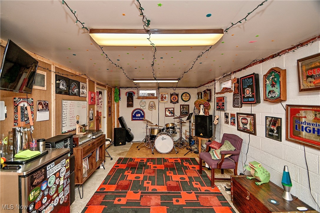 Wooster Ave Allotment - Residential