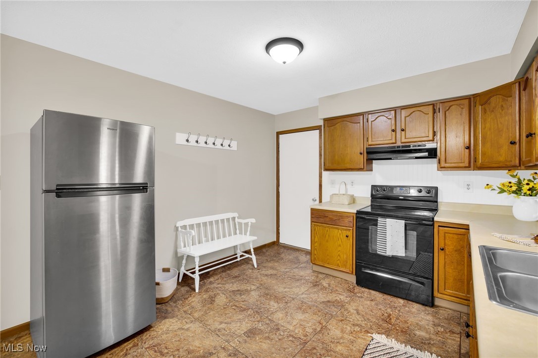 241 W Good Avenue, Wadsworth, Ohio image 10