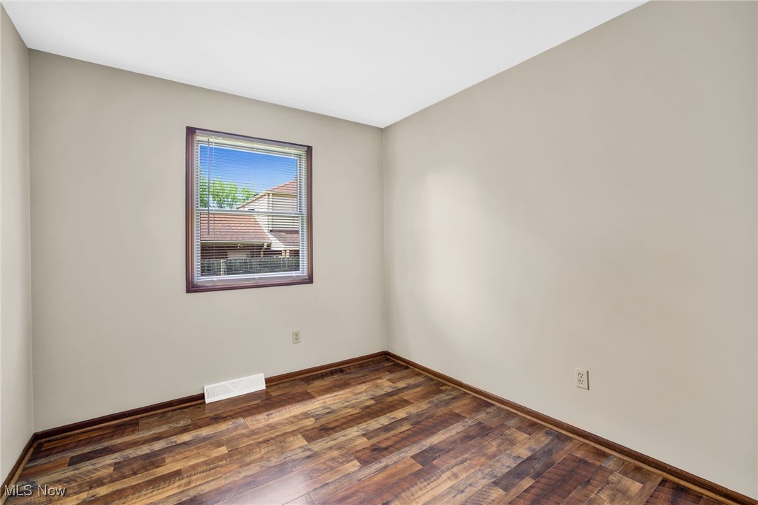 241 W Good Avenue, Wadsworth, Ohio image 13