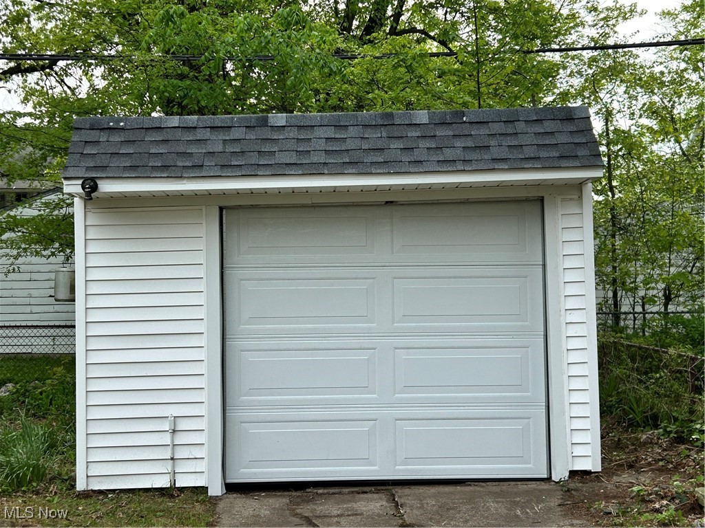 884 Eloise Drive, Cleveland Heights, Ohio image 4