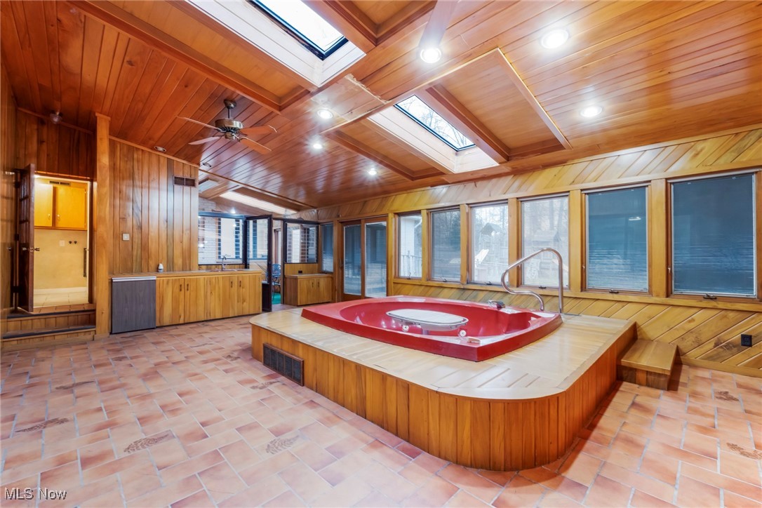 Hills & Dales - Residential