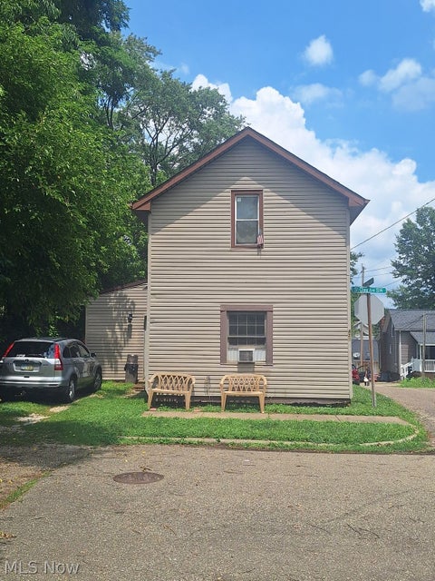 Photo for 429 St. Clair Ave SW