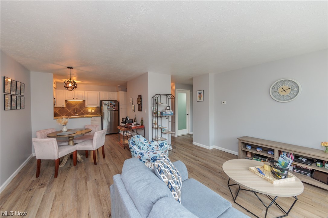 Envoy Condo - Residential