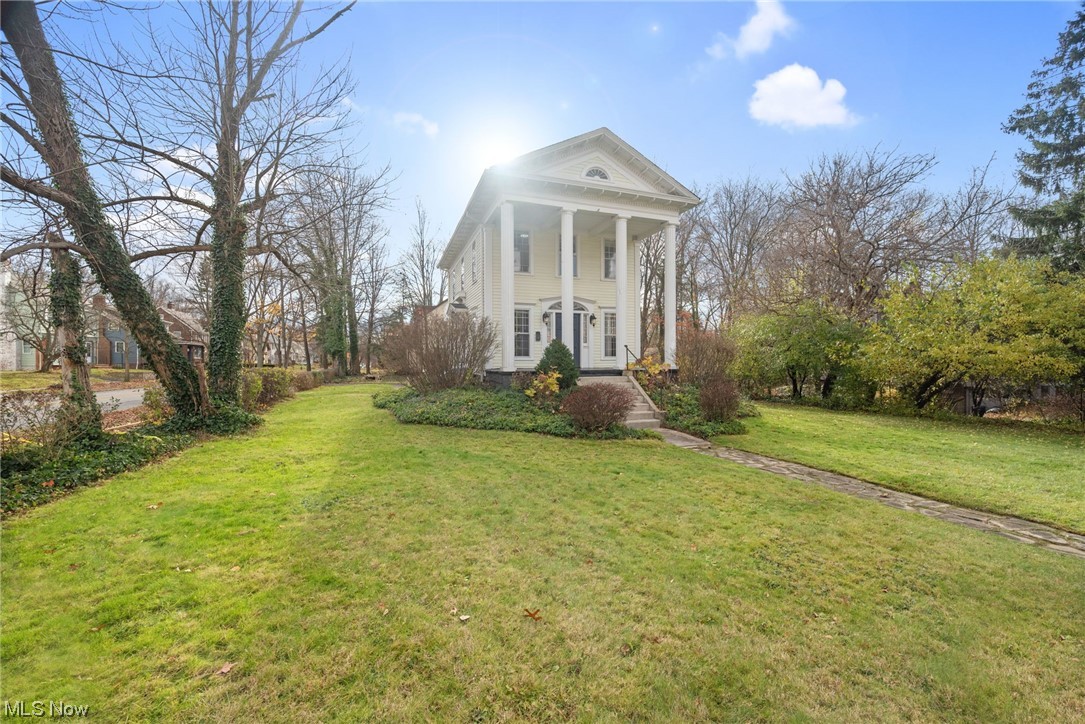 Shaker Lakes 02 - Residential