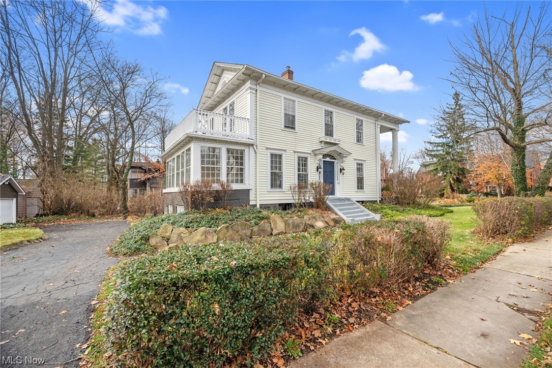 Shaker Lakes 02 - Residential