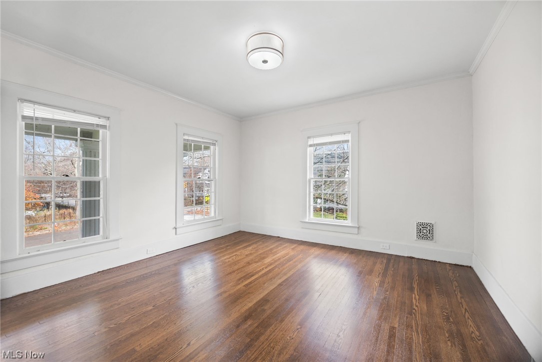 Shaker Lakes 02 - Residential