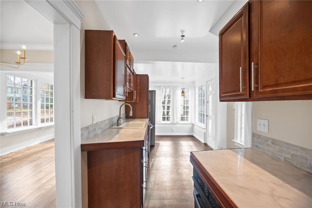 Shaker Lakes 02 - Residential