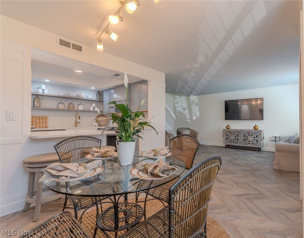 Addition To Cambridge Condo - Residential