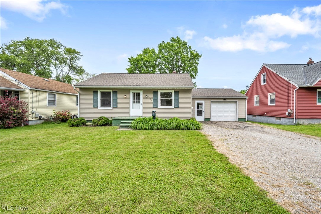 1002 Owego Street, Painesville, Ohio image 20