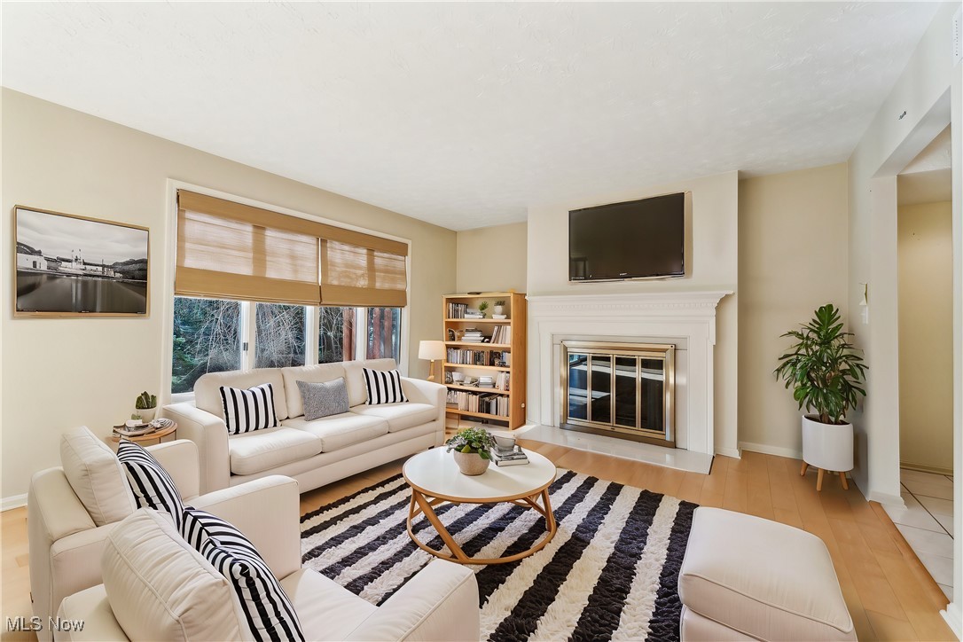 4170 E Normandy Park Drive, Medina, Ohio image 2