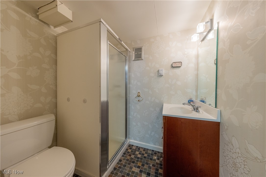 Mayfield Heights, Ohio 44124, United States, 3 Bedrooms Bedrooms, ,3 BathroomsBathrooms,Residential,Contingent,140217