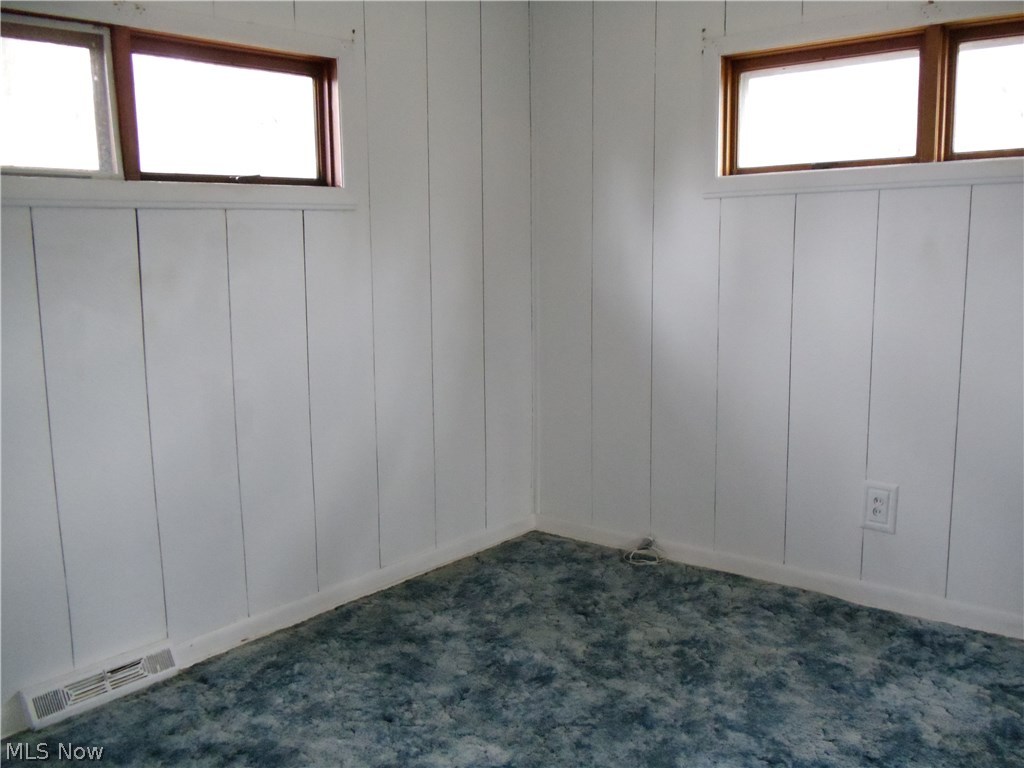 Meadowbrook Lake - Residential