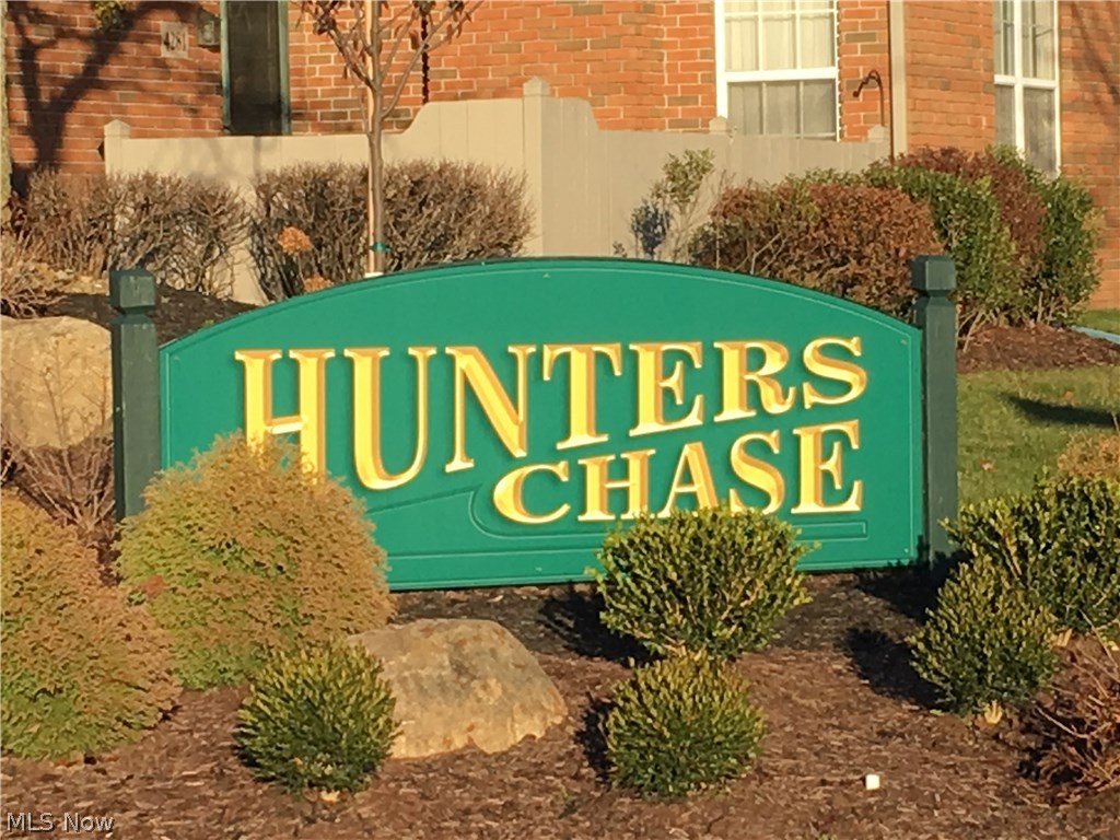 HUNTERS CHASE - Residential