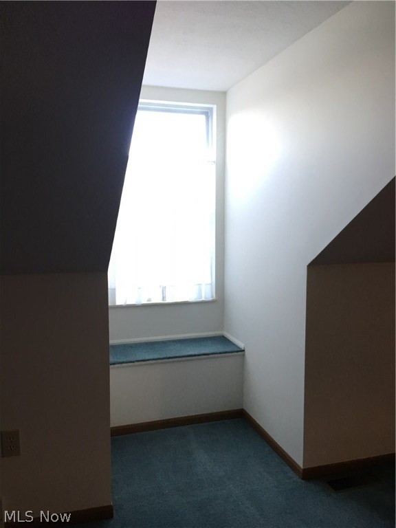 HUNTERS CHASE - Residential