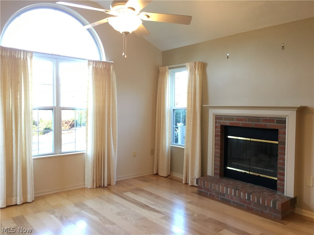 HUNTERS CHASE - Residential