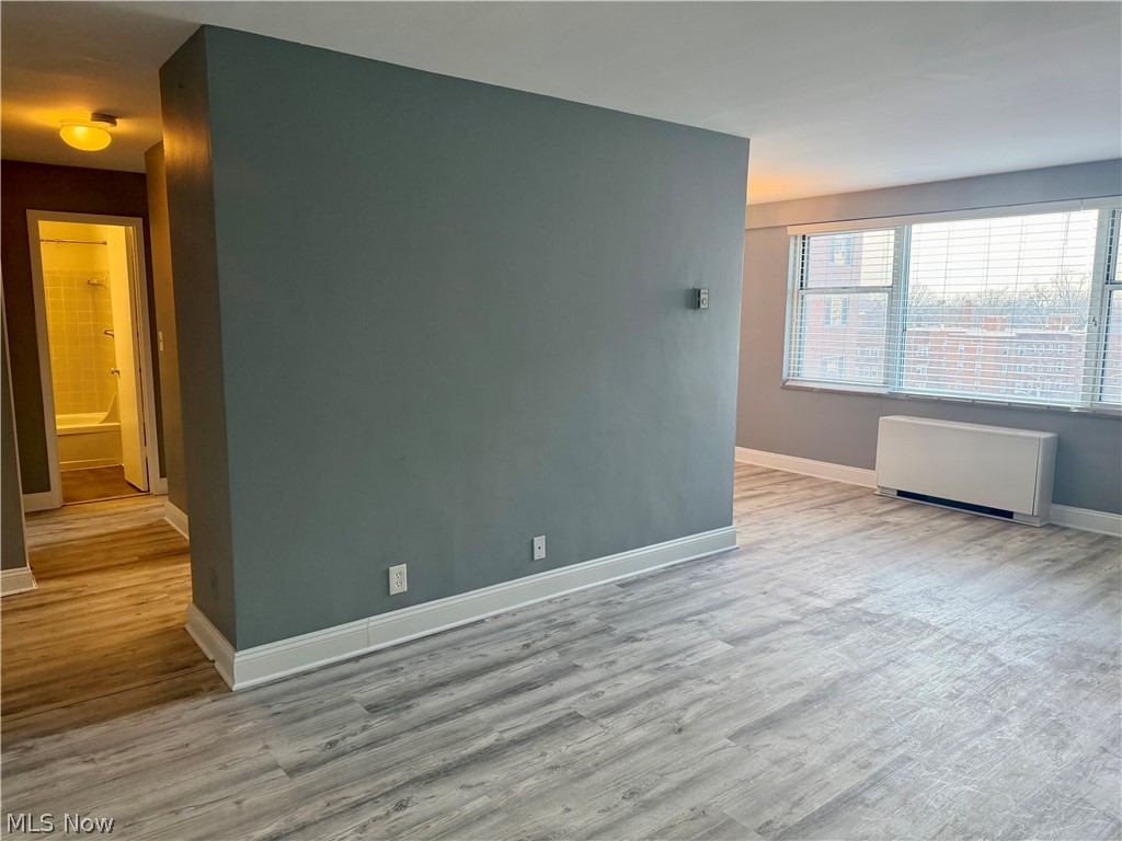 Lake House Condo - Residential Lease