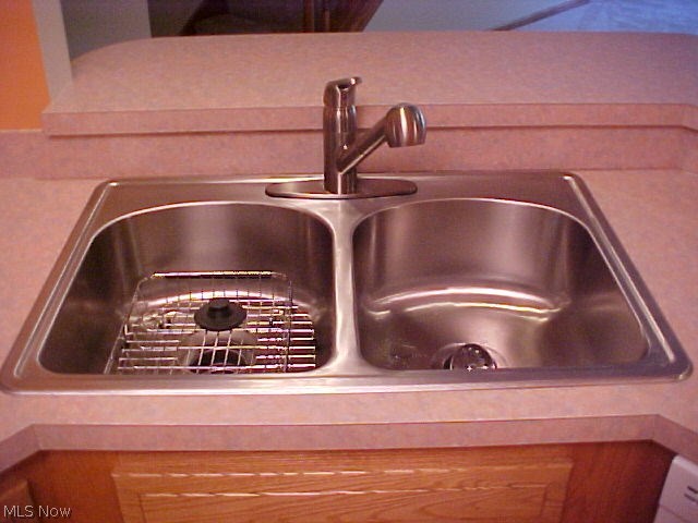 Lomond Place Condo Ph 02 - Residential