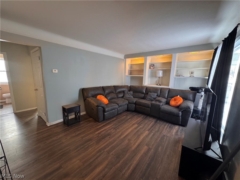 12908 York Boulevard