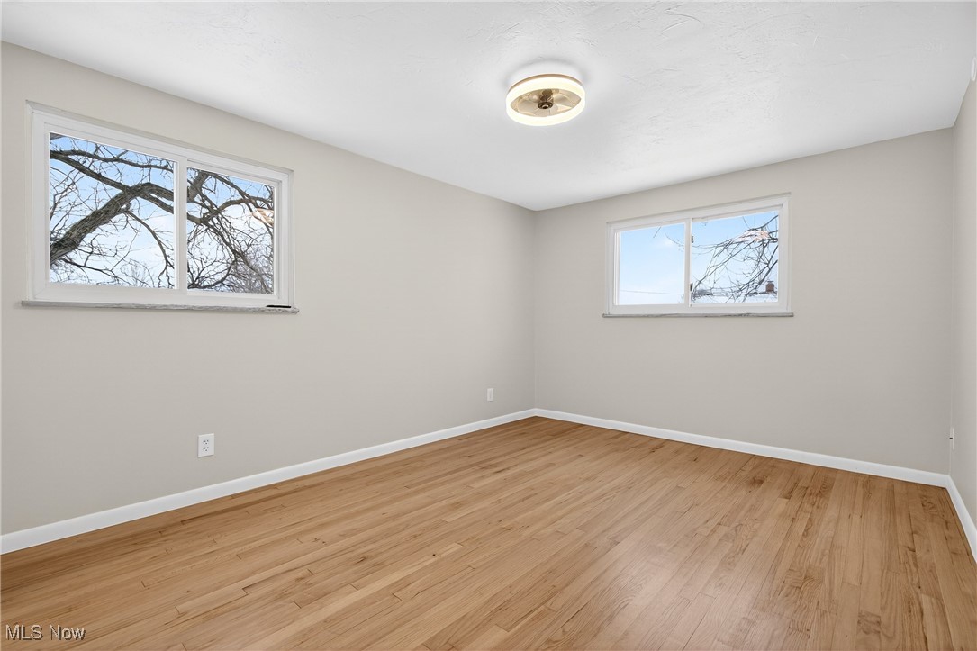 Country Club Condo - Residential