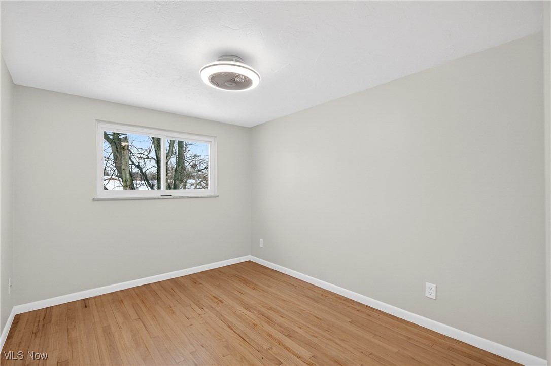 Country Club Condo - Residential