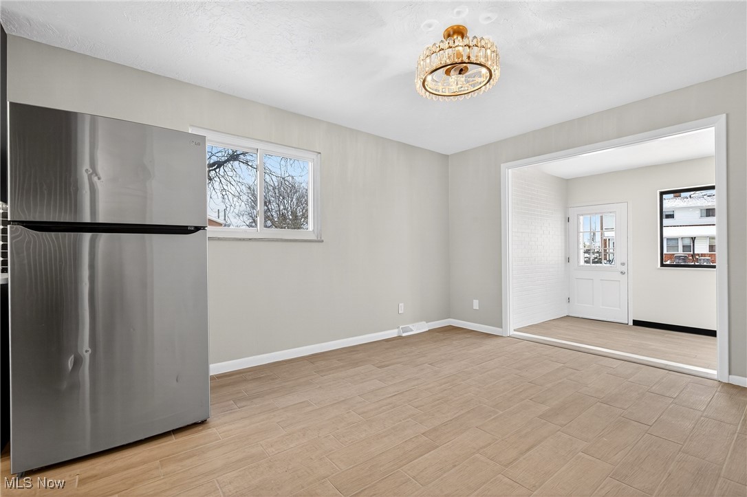 Country Club Condo - Residential