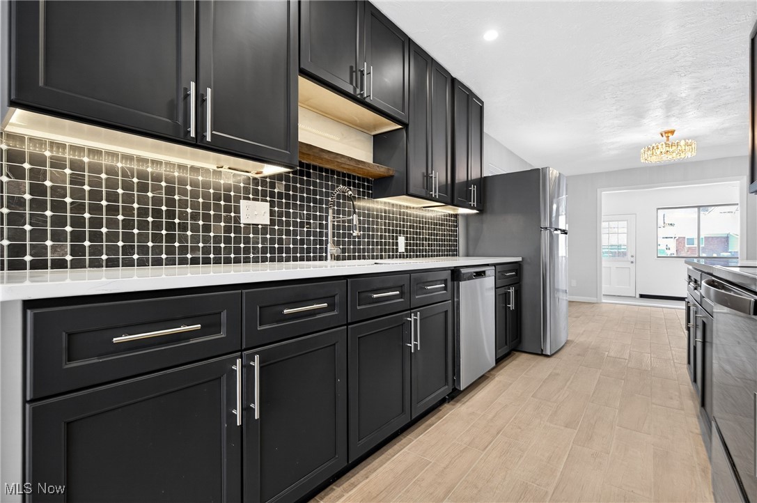 Country Club Condo - Residential