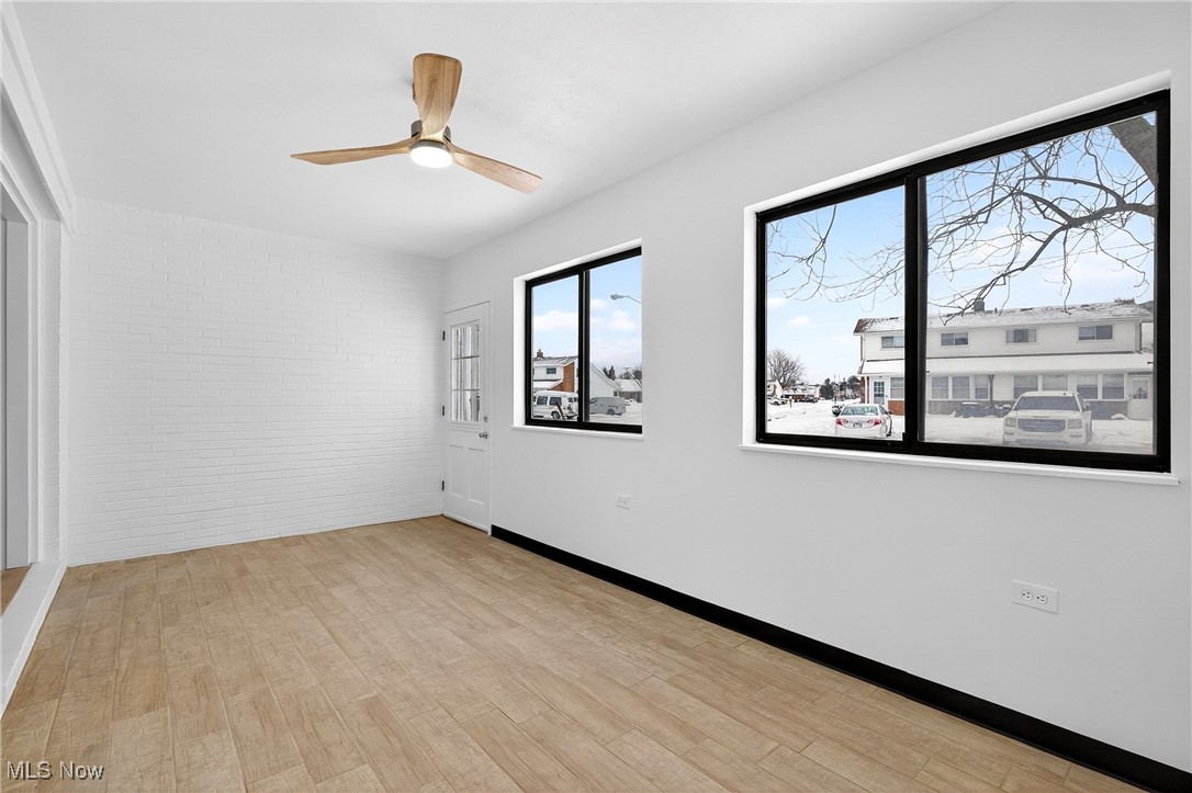 Country Club Condo - Residential