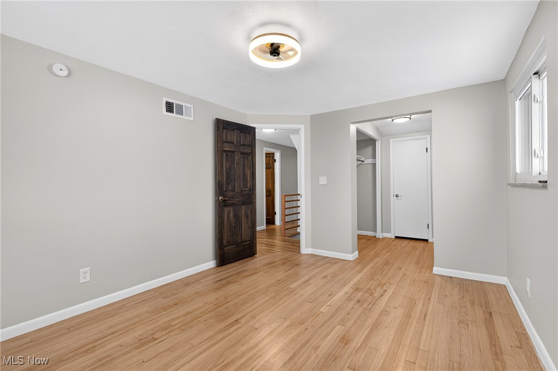 Country Club Condo - Residential