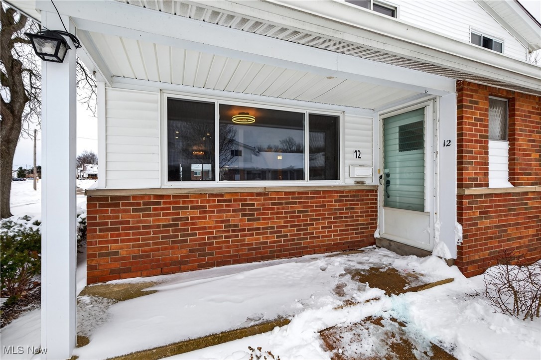 Country Club Condo - Residential