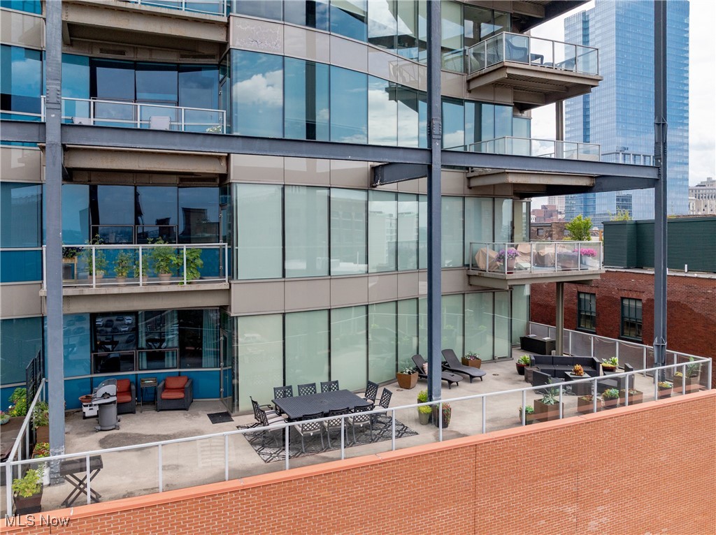 Pinnacle Condo - Residential Lease