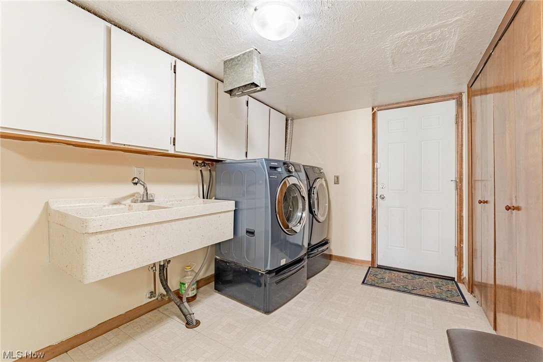 Huntclub Meadows - Residential