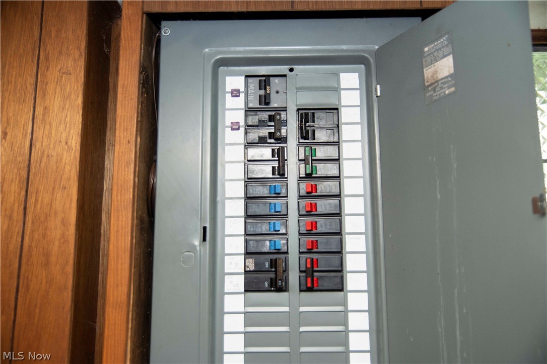 New England Lanes - Residential