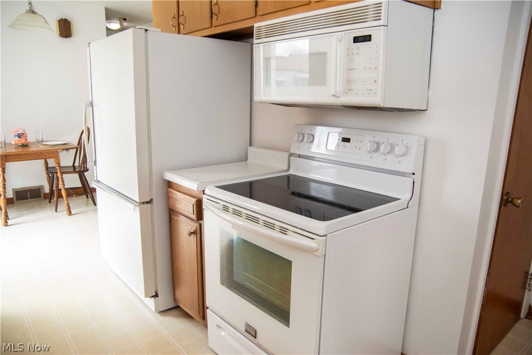 New England Lanes - Residential