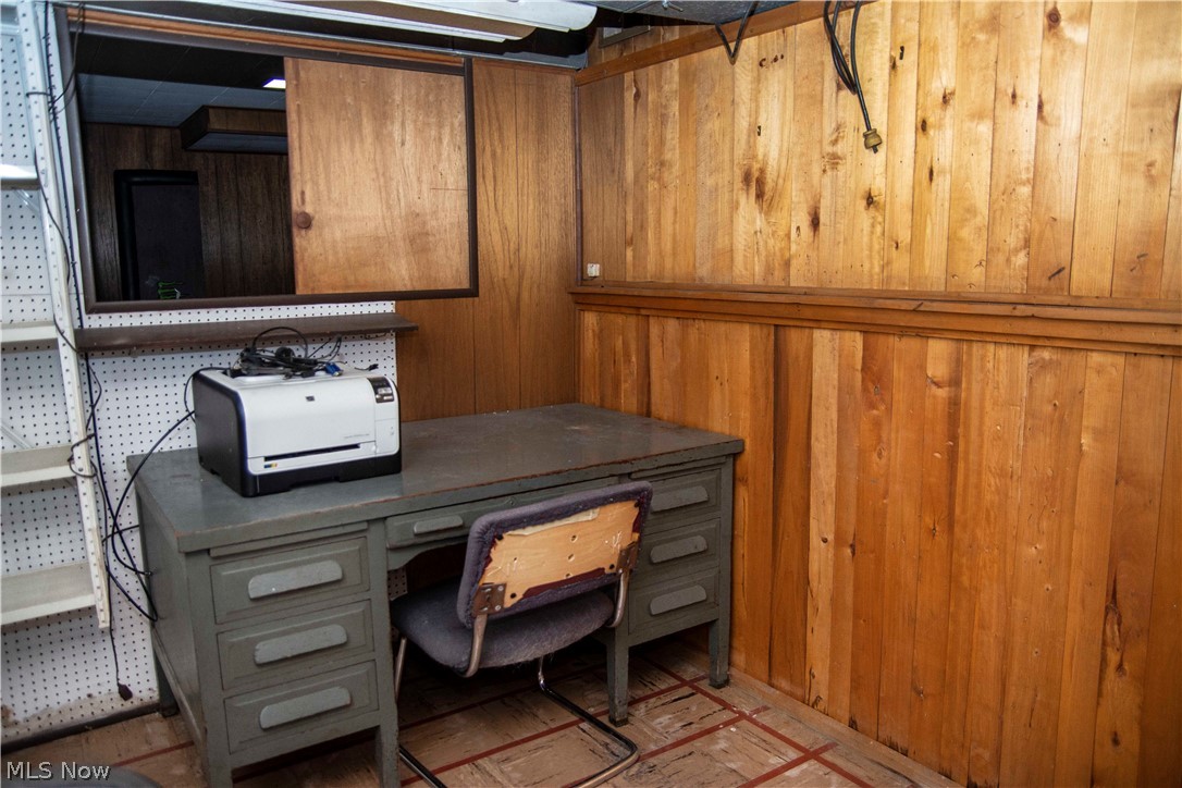 New England Lanes - Residential